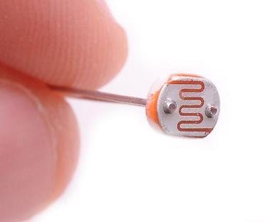Автозапчасти: Kateqoriya: Sensorlar > İşıq - Rəng Məhsul: LDR – 5 mm (Light — 1