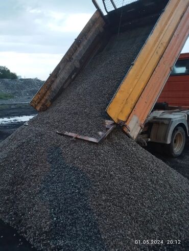 Песок: Песок, Васильевский карьер, В тоннах, Портер, Зил, Камаз — 2