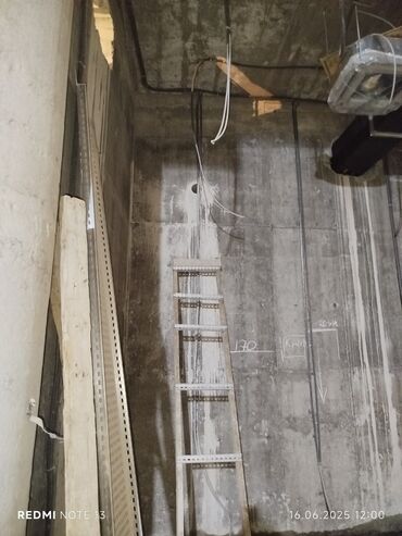 Beton işləri: Səssiz tozsuz səliqəli kəsim. Beton katlavan monolit kubik — 8