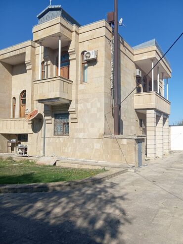 Həyət evləri və villaların satışı: 12 otaq, 600 kv. m, Kredit yoxdur, Orta təmir — 3