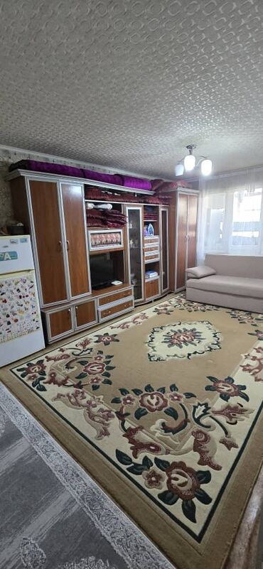 калыс ордо какой район: 3 комнаты, 64 м², 104 серия, 4 этаж, Косметический ремонт