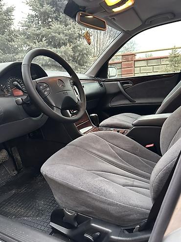 Mercedes-Benz: Mercedes-Benz E-Class: 2001 г., 2.7 л, Автомат, Дизель, Седан at lalafo.kg — 9 Mercedes-Benz: Mercedes-Benz E-Class: 2001 г., 2.7 л, Автомат, Дизель, Седан — 9