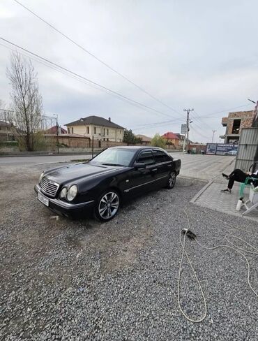 крыло нексия 1: Mercedes-Benz 220: 1996 г., 2.8 л, Механика, Бензин, Седан