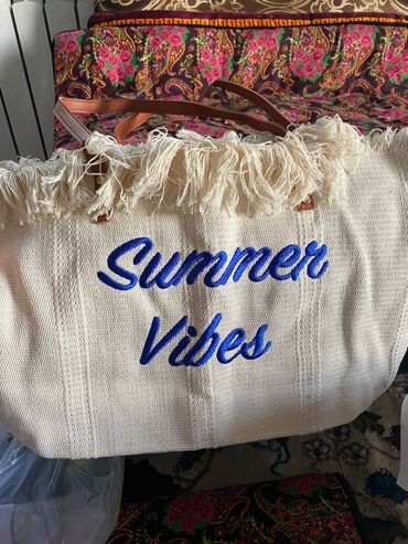 пляжные сумки: Сумка пляжный новый большом объеме качество 👍👍цена 850сом мягкая