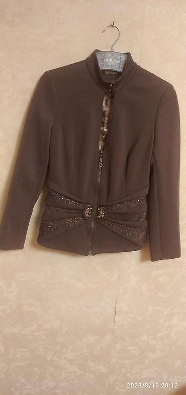 Dəstlər, kostyumlar: Kostyum.Salvar və pencək,bir dəfə geyinilib — 9