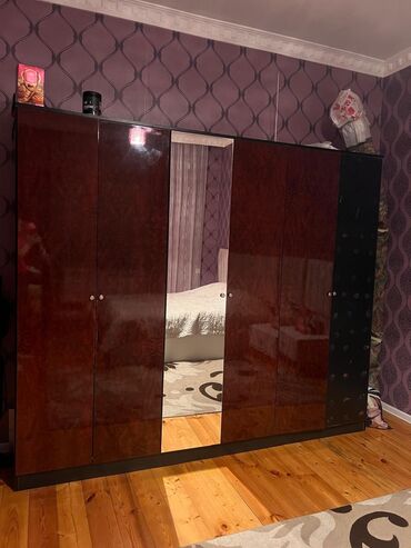 şifonerlər islenmis: İşlənmiş, Düz dolab, Qarderob, paltar dolabı