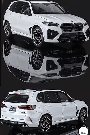 мини квадрокоптер: Коллекционная модель автомобиля BMW X5 M Competition LCI, масштаб — 5