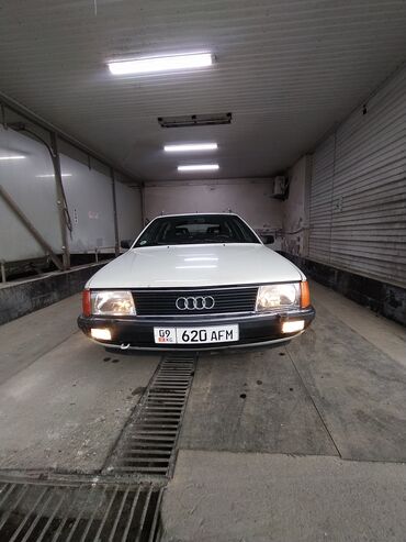 срочная продажа авто по низким ценам: Audi 100: 1991 г., 2.3 л, Механика, Бензин, Универсал