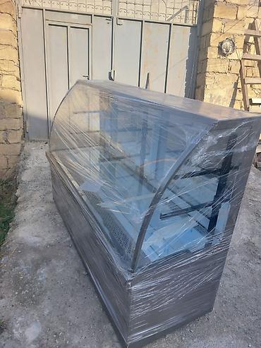 Teze vitrin soyuducu 600 manat. Olcu 2.80m. Unvan Bileceri Nigaz
