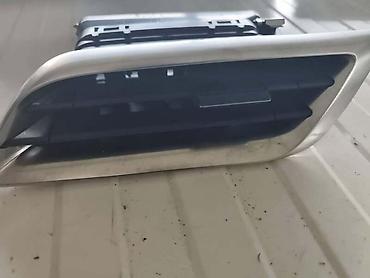 rubi sa: REŠETKE VENTILACIJE ZA PEUGEOT 3008 OD 2016. DO 2021. GOD — 2