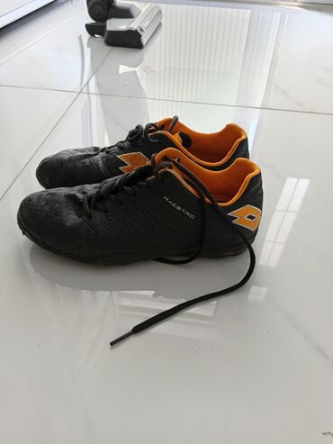 Men's Footwear: Patike za fudbal. Vel 35.Bez ostecenja. Vredi!