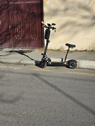 elekdirikli sukuter: İşlənmiş Elektrik samokat 10", > 1000 Vt, > 45 km/s, Rayonlara çatdırılma — 6