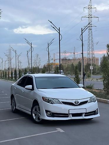corolla 2004: Toyota Camry: 2013 г., 2.5 л, Вариатор, Бензин, Седан — 1