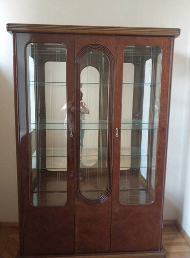 резные ножки для мебели: Продаю турецкую мебель"HARUN''(натуральное дерево).Серван 80ман.,на