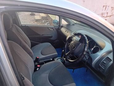 Honda: Honda Fit: 2003 г., 1.5 л, Автомат, Бензин, Хэтчбэк — 4