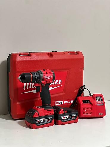 Аккумуляторная ударная дрель‑шуруповерт Milwaukee M24 FUEL