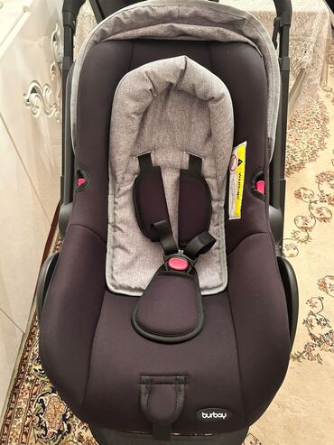 Modullu arabalar: Uşaq arabası – qatlanan, yığcam və möhkəm konstruksiyalı. - Rəng — 44