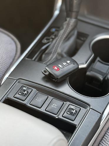 Toyota: Toyota Camry: 2015 г., 2.5 л, Гибрид, Седан at lalafo.kg — 16 Toyota: Toyota Camry: 2015 г., 2.5 л, Гибрид, Седан — 16