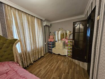 Uzunmüddətli kirayə mənzillər: Ev kirayə verilir tam əşyalı Ev çox sakit yerde dir səs küy olmur pis — 24