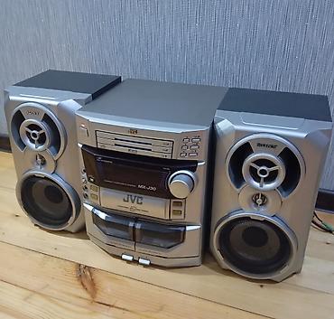 ses oturucu: JVC MX-J30 kompakt musiqi sistemi və 2ədəd Sony akustik sistem əla — 3