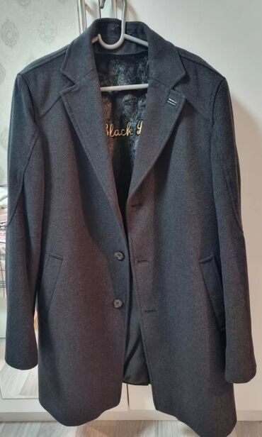 бежевое мужское пальто: Зимний турецкий пальто отличное качество капюшон отстегивается почти