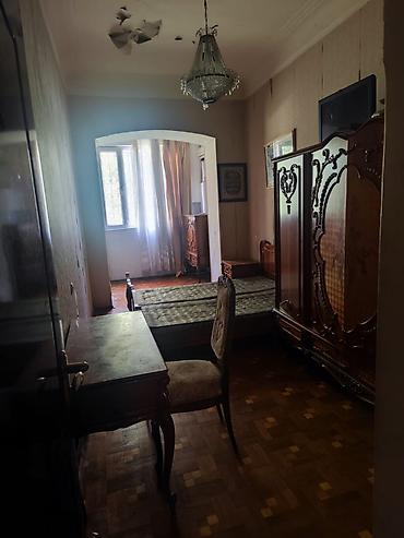 otel satışı: 4 otaq 6/2 hər şəraiti var metro gənclik irşad otelin yanı qiymət 700 — 5