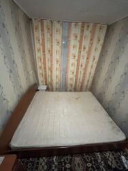 кровать рассрочка: Двуспальная кровать, Б/у, С матрасом, длина - 200 см