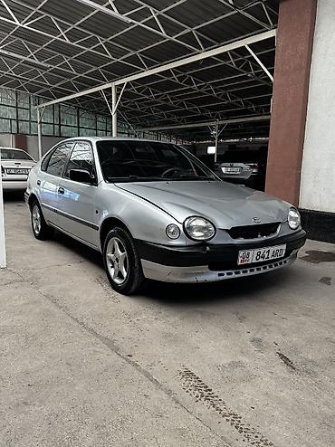 тесла модел 3: Toyota Corolla: 1999 г., 1.4 л, Механика, Бензин, Хэтчбэк — 8