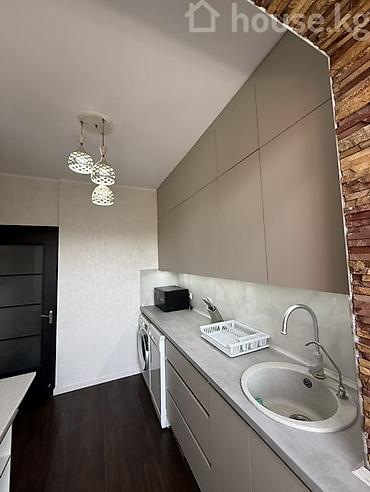 Квартиры: 3 комнаты, 70 м², 10 мкр 106 серия, 9 этаж, Свежий ремонт — 5