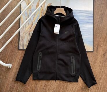 ветровка спортивная: Мужской спортивный костюм, XL (EU 42), Nike, Новый, цвет - Черный