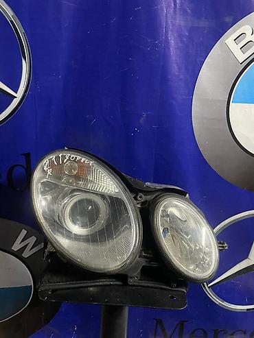 w21: Передняя правая фара Mercedes-Benz 2004 г., Б/у, Оригинал, Япония — 1