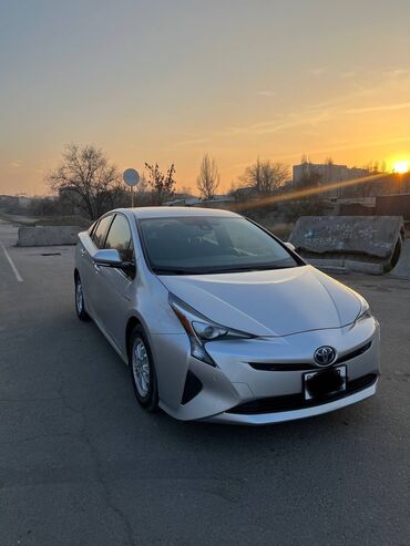приус 52: Toyota Prius: 2018 г., 1.8 л, Вариатор, Бензин, Хэтчбэк