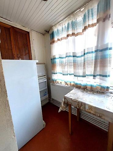4 5 saatliq is elanlari: İcarəyə verilir 2 otaqlı köhnə tikili 40 m², Elmlər Akademiyası m — 8