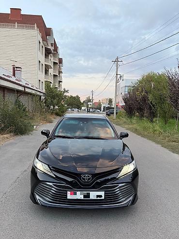 Продажа авто: Toyota Camry: 2018 г., 2.5 л, Автомат, Бензин, Седан — 2