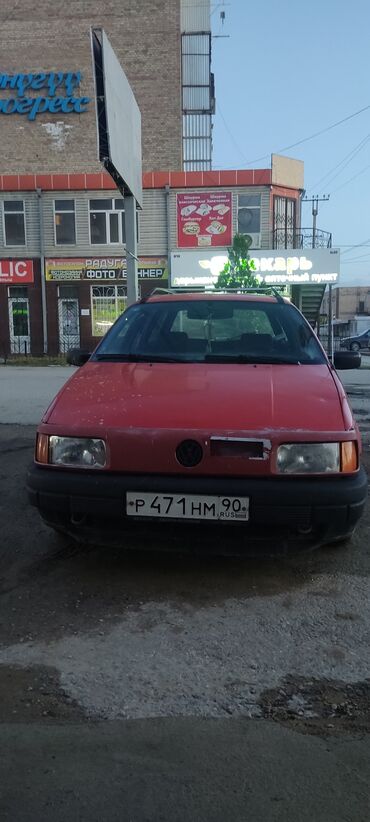 авто венто: Volkswagen Passat: 1985 г., 1.8 л, Механика, Бензин, Универсал