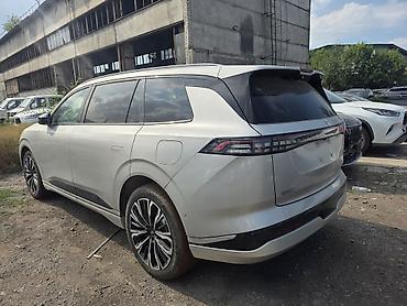 byd e2 2024: Dongfeng : 2026 г., 1.5 л, Электромобиль, Внедорожник — 10