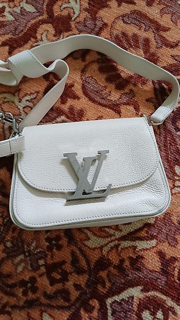 Классическая сумка, Louis Vuitton, Материал: Натуральная кожа, Съёмный ремень, Женские, Б/у