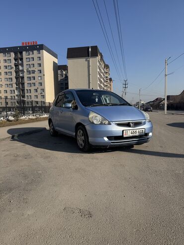 фит алмашам: Honda Fit: 2001 г., 1.3 л, Вариатор, Бензин, Хетчбек