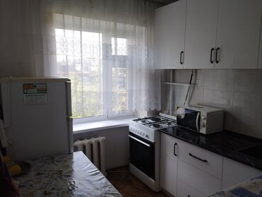 снять квартиру в заре: 2 бөлмө, 41 кв. м, Хрущевка, 4 кабат