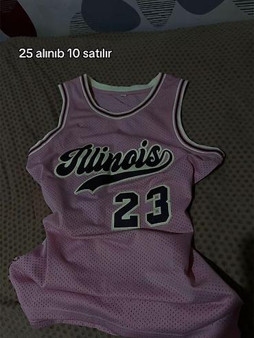 Futbolkalar: Məhsul: Basketbol maykası - Rəng: Açıq çəhrayı - Üzərində yazı — 1