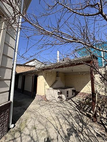 Продажа коттеджей и домов: 🏡 Продаётся жилой дом в городе Ош, район Актилек 📍 Адрес: ул. Ак-Бура — 24