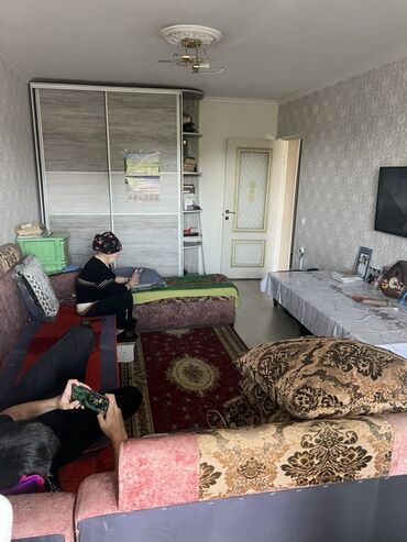 пишпек рабочий городок: 3 комнаты, Собственник, Без подселения, С мебелью полностью