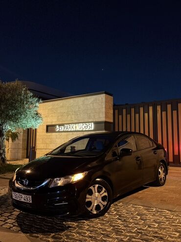 honda insght: Honda Civic: 1.5 l | 2014 il Sedan