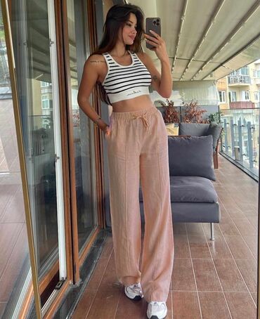 ciklama pantalone: M (EU 38)