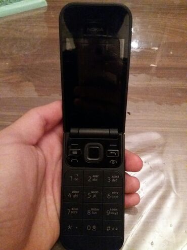 telefon ehtiyat hissələri: Nokia 2760 Flip, 4 GB, rəng - Qara, İki sim kartlı