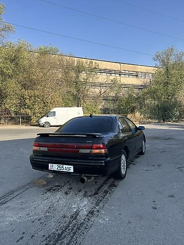 решётка тойота ист: Nissan Bluebird: 1999 г., Седан — 3