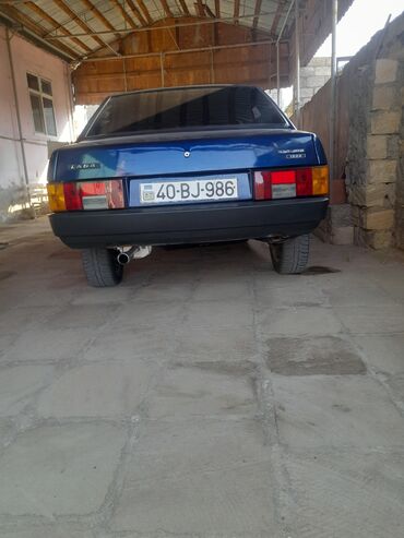 mercede: Altindaki 4teker satlir 14 luk tekerdi 4 bolt