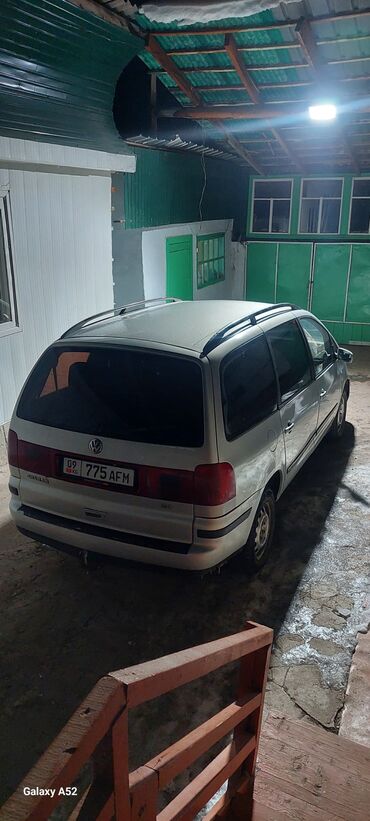 Volkswagen: Volkswagen Sharan: 2000 г., 2 л, Механика, Бензин, Минивэн — 1