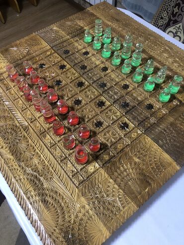 купить музыкальные инструменты бу: Продаются шахматы, нарды и сундук из натурального ореха! Роскошный