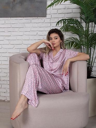 пижама для девочек: Женский комплект из атласной ткани: рубашка + брюки - Материал — 4